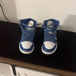 Nike Kids Shoes Blue and White